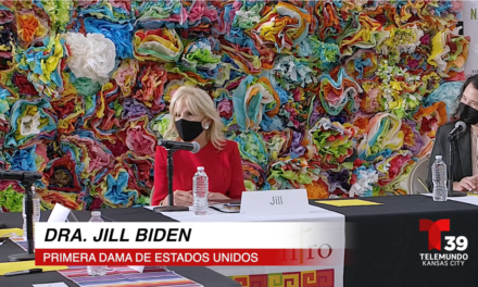 Primera dama Jill Biden visita Kansas para conversar con miembros de la comunidad hispana