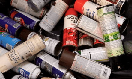 Recolección de desechos domésticos peligrosos en Olathe